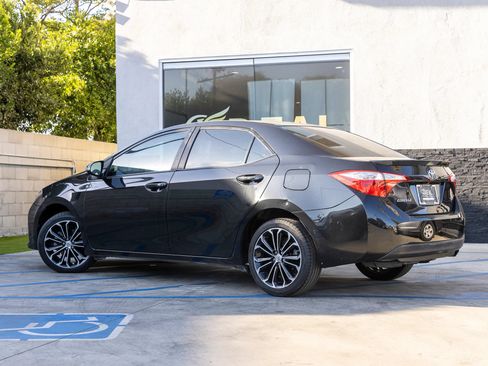Used 2015 Toyota Corolla S FWD image 10