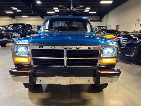 Used 1991 Dodge D/W Truck 250 image 26