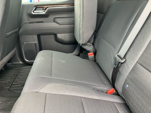 New 2026 GMC Sierra 1500 SLE image 37