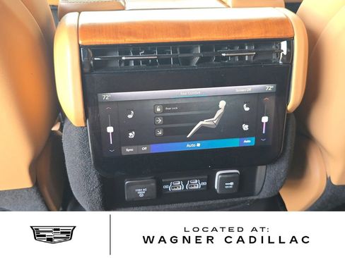 Used 2023 Jeep Grand Wagoneer Series III image 19