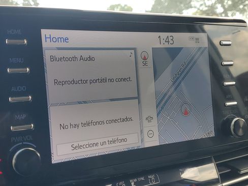 Certified 2024 Toyota Sienna Limited image 25