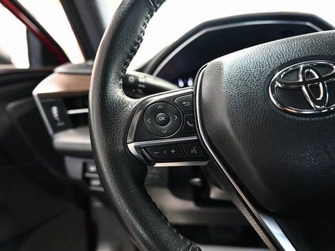 Used 2022 Toyota Avalon XLE image 23