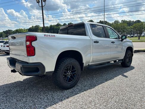 Used 2020 Chevrolet Silverado 1500 LT Trail Boss AWD/4WD image 36