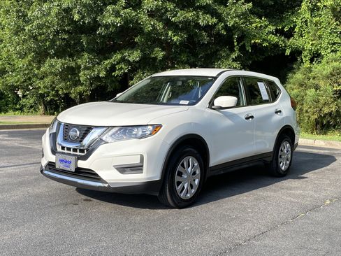 Used 2020 Nissan Rogue S AWD/4WD image 5