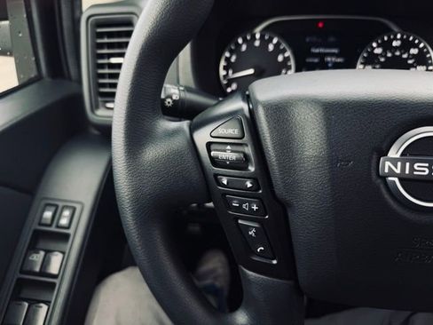 Used 2024 Nissan Frontier S image 23