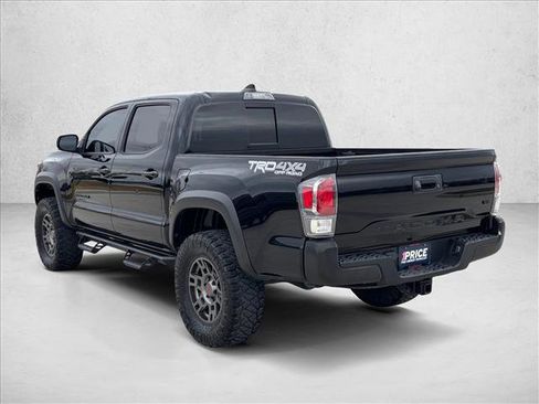 Used 2021 Toyota Tacoma TRD Off-Road image 8