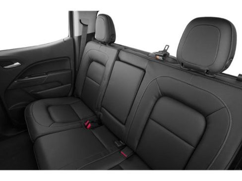 Used 2015 Chevrolet Colorado LT w/ Luxury Package RWD image 18