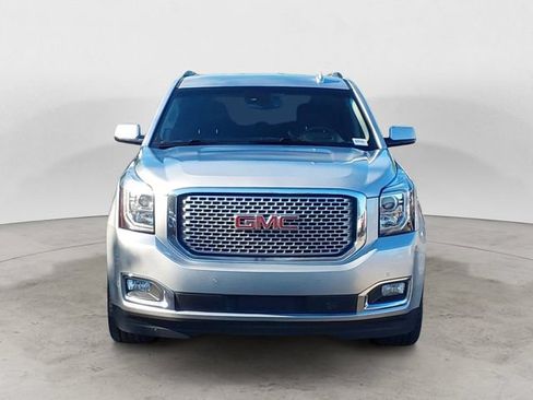 Used 2017 GMC Yukon Denali AWD/4WD image 8