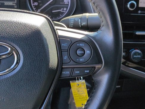 Used 2023 Toyota Camry SE image 20
