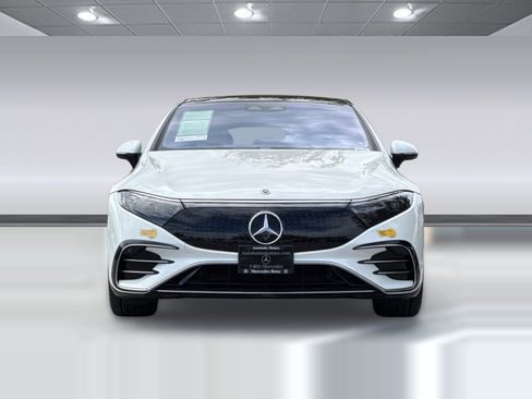 Used 2022 Mercedes-Benz EQS 450+ Sedan image 6