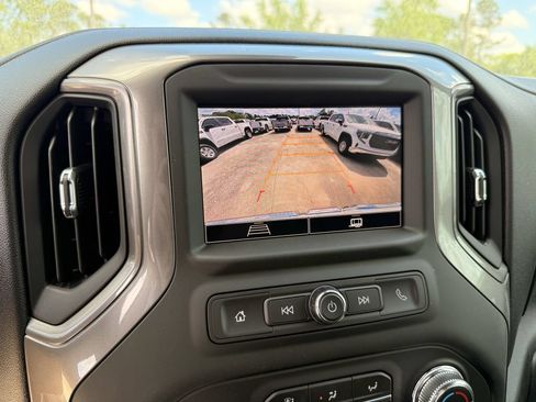 New 2026 GMC Sierra 1500 Pro w/ Pro Value Package AWD/4WD image 18