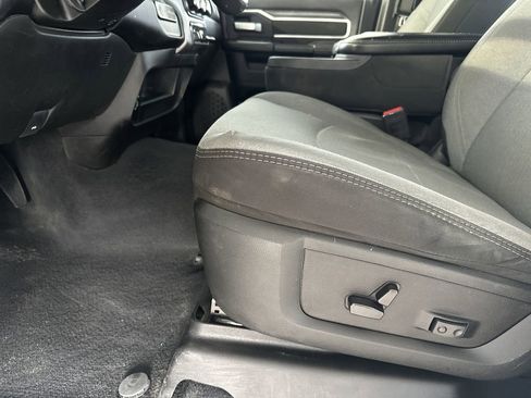 Used 2024 RAM 2500 Big Horn image 13