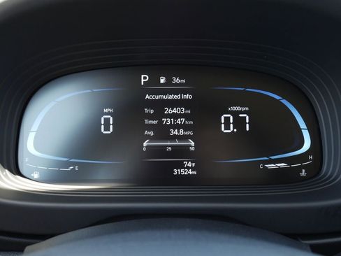 Used 2025 Hyundai Venue SEL FWD image 36