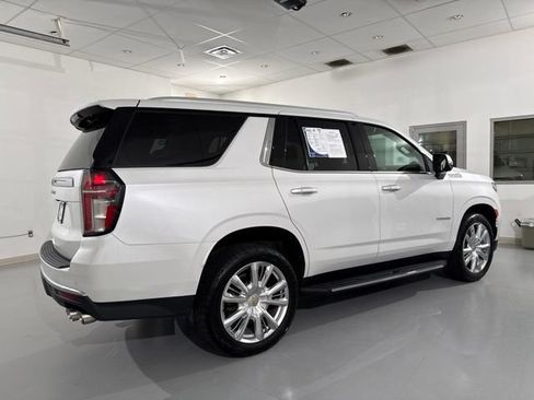 Used 2021 Chevrolet Tahoe High Country AWD/4WD image 12