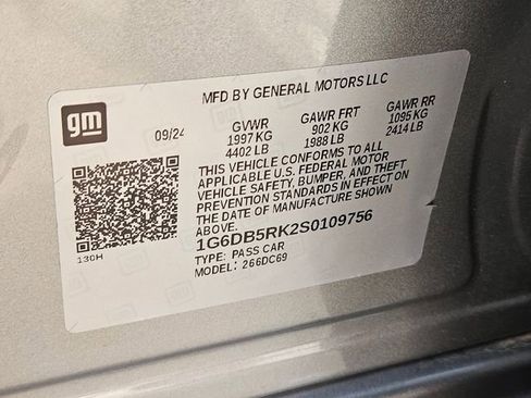 Certified 2025 Cadillac CT4 Premium Luxury image 28