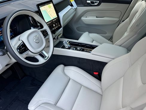 New 2026 Volvo XC60 T8 Ultra w/ Climate Package AWD/4WD image 8