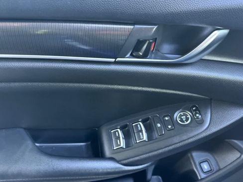 Used 2022 Honda Accord Sport Special Edition image 13