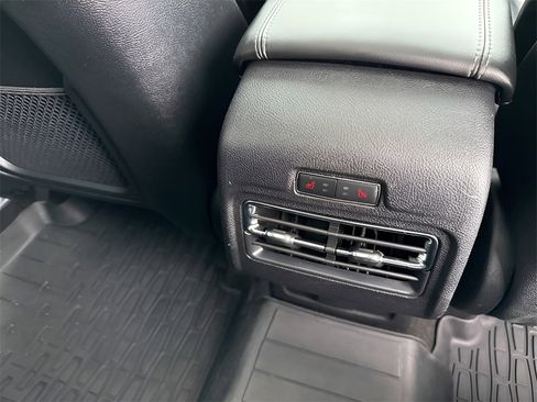 Used 2020 Lincoln Corsair Reserve w/ Equipment Group 201A image 17