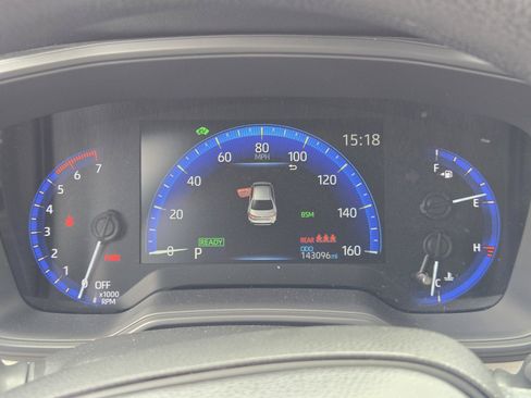Used 2022 Toyota Corolla LE FWD image 22
