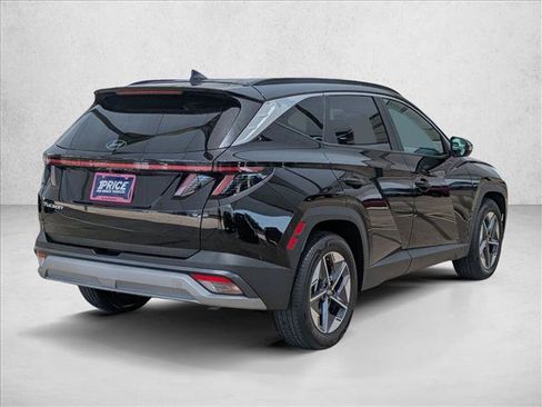 Used 2025 Hyundai Tucson SEL FWD image 5