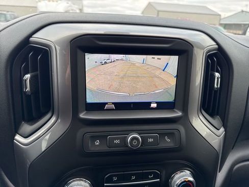 Used 2020 GMC Sierra 1500 4x4 Crew Cab w/ Sierra Value Package image 32