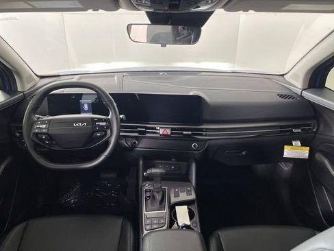 New 2026 Kia Sportage EX w/ EX Panorama Roof Package image 34