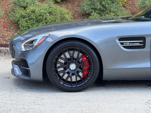 Used 2018 Mercedes-Benz AMG GT S image 12
