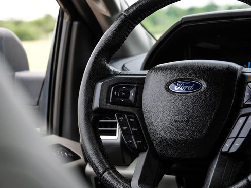 Used 2016 Ford F150 XLT w/ Equipment Group 302A Luxury RWD image 19