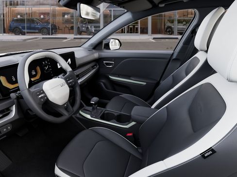 New 2026 Kia K4 EX FWD image 17