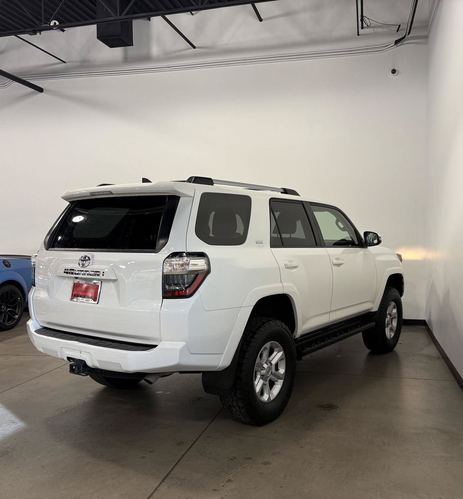 Used 2021 Toyota 4Runner SR5 Premium AWD/4WD image 3