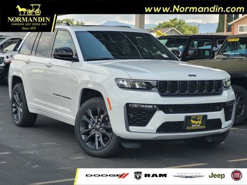 New 2026 Jeep Grand Cherokee Limited AWD/4WD image 1