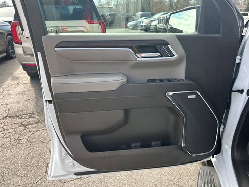 Used 2024 GMC Sierra 1500 SLT w/ SLT Premium Plus Package image 11