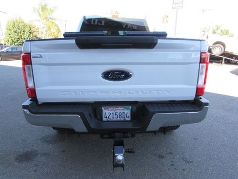 Used 2017 Ford F250 XL w/ STX Appearance Package AWD/4WD image 6