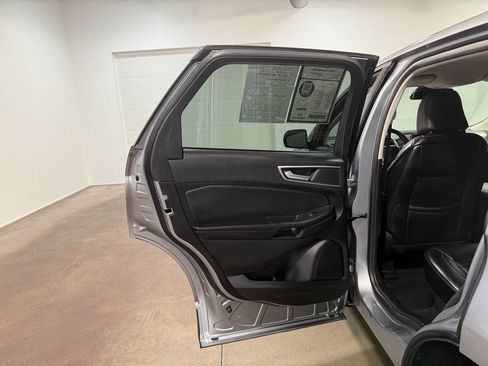 Used 2024 Ford Edge SEL image 50