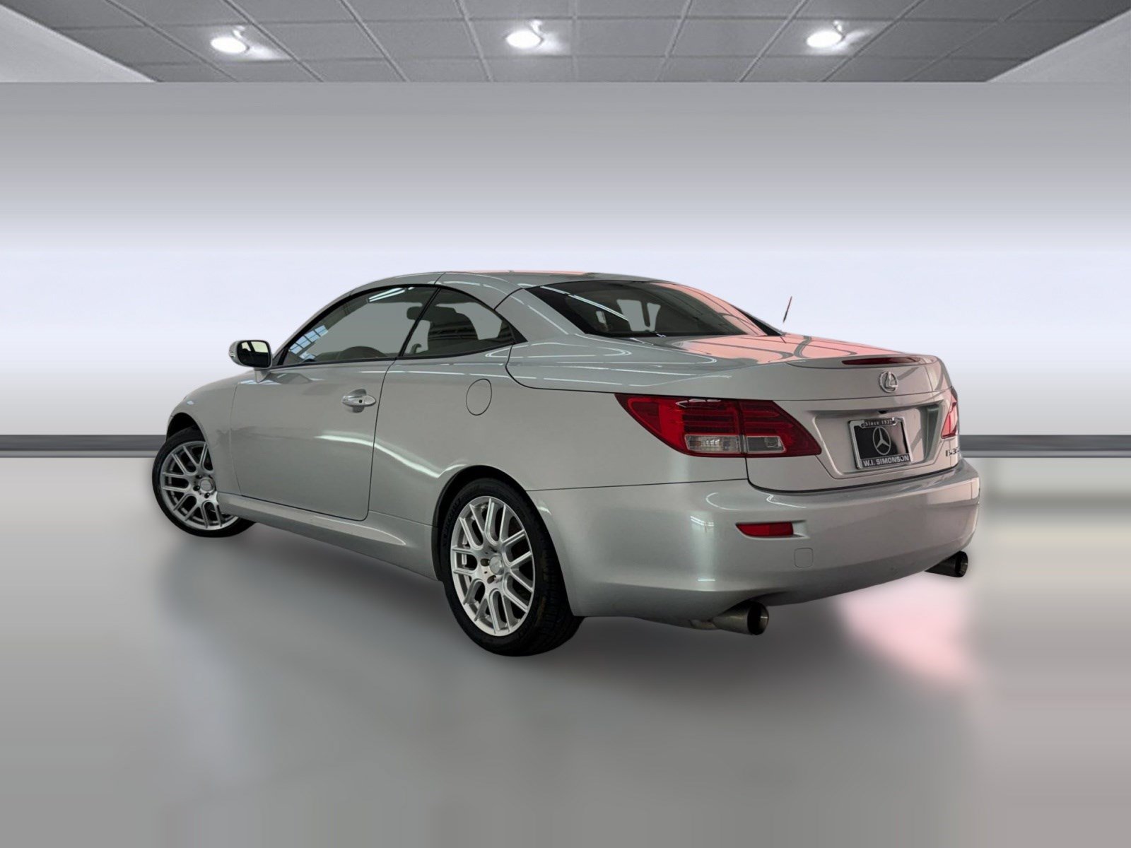 Used 2012 Lexus IS 350C RWD image 3