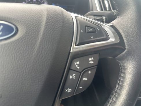 Used 2024 Ford Edge Titanium image 12