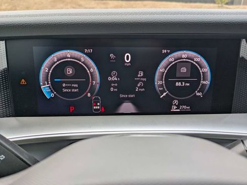New 2026 Volkswagen Tiguan SE R-Line FWD image 28