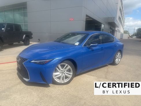Used 2023 Lexus IS 300 w/ Comfort Package image 1