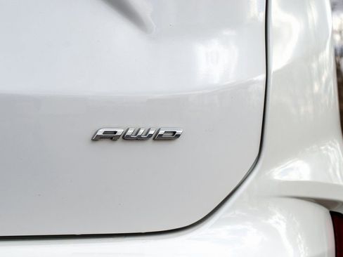 Used 2022 Ford Edge Titanium w/ Cargo Accessory Package image 5