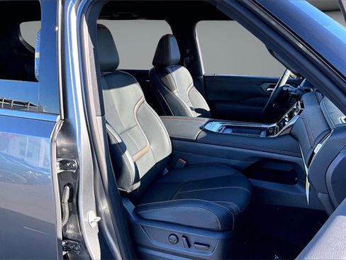 New 2026 Nissan Armada SL image 11