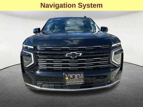 Used 2025 Chevrolet Tahoe High Country AWD/4WD image 4