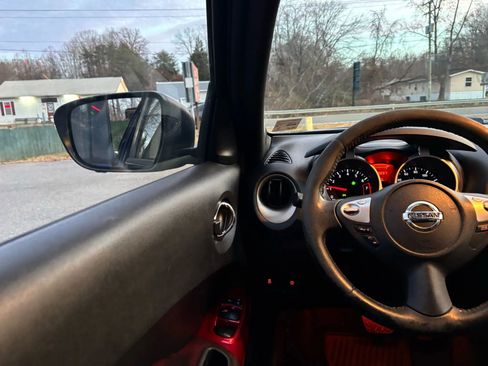 Used 2016 Nissan Juke SL image 31