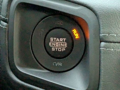 New 2026 Jeep Wrangler Unlimited Rubicon w/ Xtreme 35 Tire Package image 28