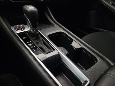 Used 2025 Nissan Sentra SV FWD image 26