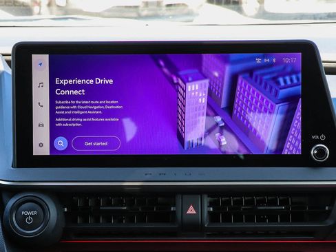 Used 2024 Toyota Prius Prime FWD image 18