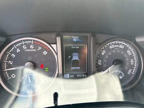Used 2023 Toyota Tacoma TRD Sport AWD/4WD image 16