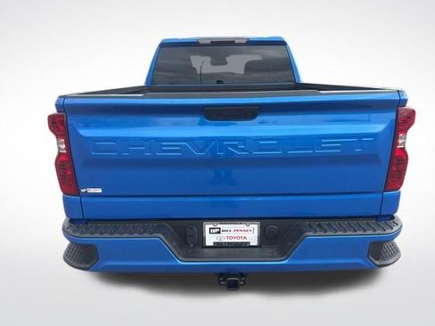 Used 2025 Chevrolet Silverado 1500 Custom image 4