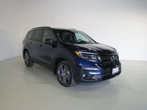 Used 2022 Honda Pilot Sport image 3