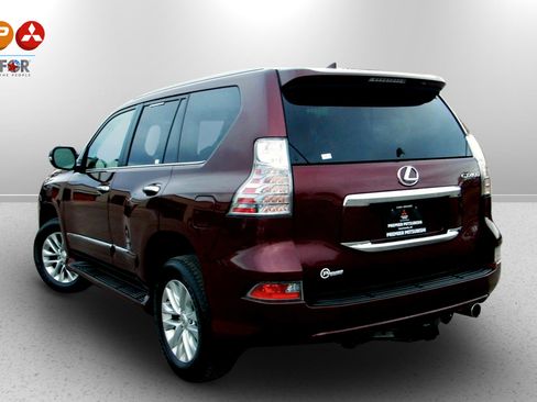 Used 2019 Lexus GX 460 image 5