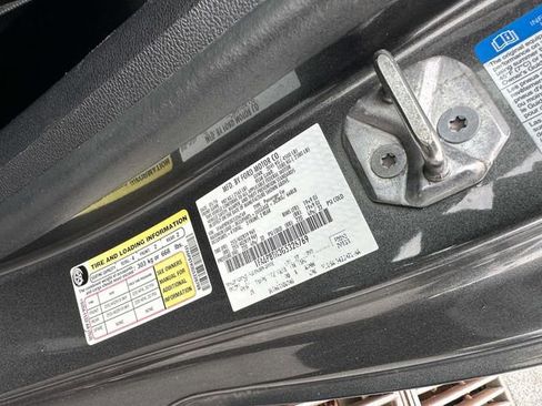 Used 2016 Ford Mustang EcoBoost w/ Ecoboost Performance Package image 28